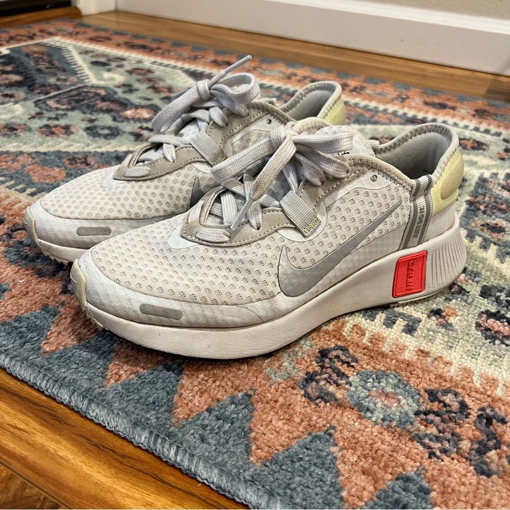 Nike shoes